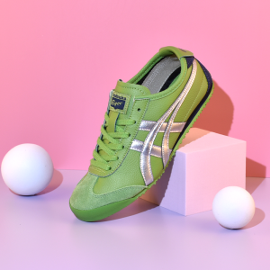 2024 Original Tiger Shoes for Men and Women Classic Retro MEXICO 66 Sports Shoes Fashionable and Comfortable Casual Shoes Soft Shock-absorbing Leather Shoes Green/silver