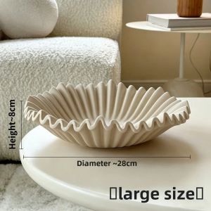 FFBH Beautiful Ceramic Fruit Bowl Modern Home Luxury Table Decoration Tray French Aesthetic Wavy Type Plates Home Table Decorative Z5Q1T