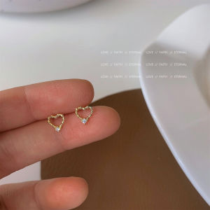 s925 Cute Love earrings Japanese & Korean mini-Peach heart small diamond earrings 银针法式可爱豆豆爱心耳钉日韩迷你桃心小钻耳饰