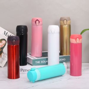 ถ้วยเก็บความร้อน   แก้วเก็บความร้อนสแตนเลส 304 สำหรับผู้ชายและผู้หญิง ขวดน้ำสูญญากาศสองชั้นพกพา สร้างสรรค์ติดรถยนต์