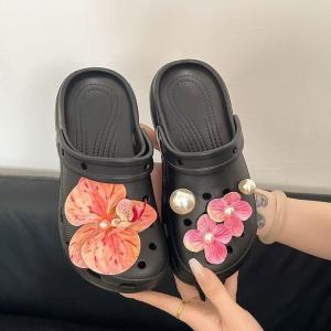 [Free Shipping] Floral Pearl And Cloud Pattern Perforated Sandals For Women Outdoor Slip-On Beach Shoes Home Slippers WomenS Closed-Toe Shoes