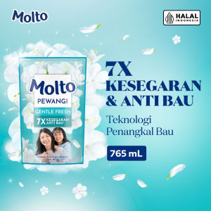 Molto Pewangi Pakaian Gentle Fresh 7x Kesegaran & Anti Bau 765ml