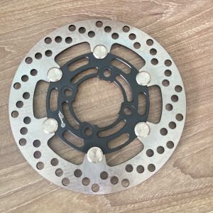 Đĩa Moto 3 Brcmbô size 220mm Nút inox siêu sáng màu đen Gắn Cho Các Dòng Xe 4 lỗ thông dụng Ya - Honda - Suzuki - SYM