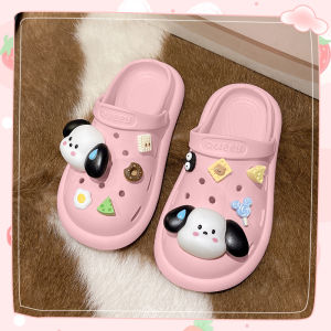 LKfashion จัดส่งในไทย  รองเท้าแตะแฟชั่นหัวโตมีสายรัดส้น แถมฟรีการ์ตูนติดลายน้องหมาน่ารักมากๆ มี5สีให้ลือกสรร ราคาสบายกระเป๋า ห้ามพลาดน้า