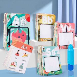 EDDY SONG ตัวอักษร26ตัว บัตรคำศัพท์ตัวอักษรสีน้ำ กระดาษสำหรับตกแต่ง การศึกษาเพื่อการศึกษา สมุดวาดภาพน้ำ ของเล่นการเรียนรู้ทางประสาทสัมผัส ปริศนาตัวต่อปริศนา ของเล่นการ์ดระบายสีน้ำ การพัฒนาความแข็งแรงของมือ