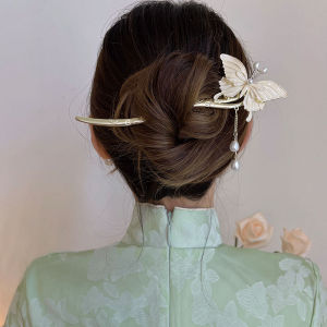 Moonlight Butterfly Hair Pin Hair Clip  蝴蝶月光古风发簪抓夹 SC58