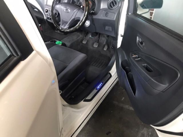 Doorstep%20led%20biru.perodua%20axia%20-%20Image%203