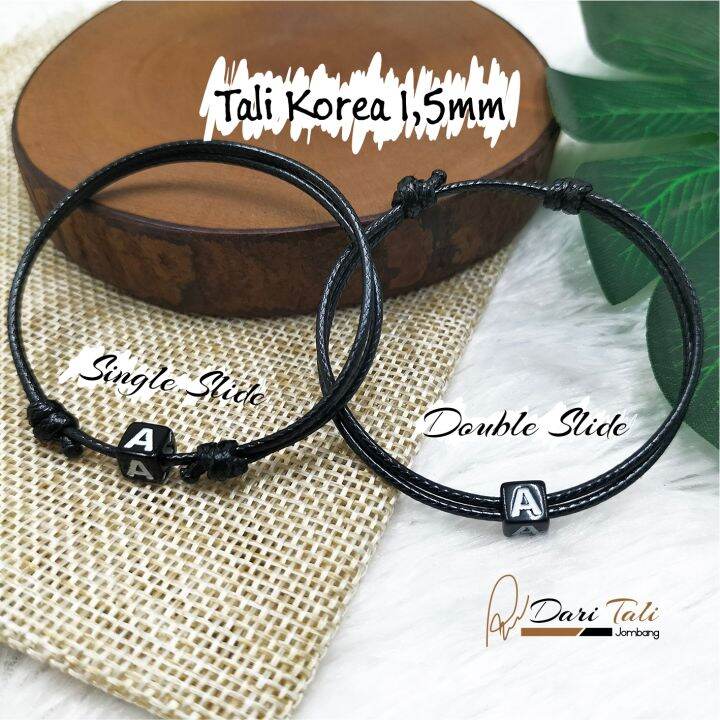 Gelang Inisial Nama Huruf Dadu Hitam Bahan Tali Korea Anti Air 1,5mm ...