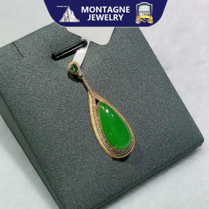 Montagne Jewelry 18k Pure Yellow Gold Pendant for women Green Gem Diamond Inset Design Fine Jewellery Natural Green Jade Pendant Necklace