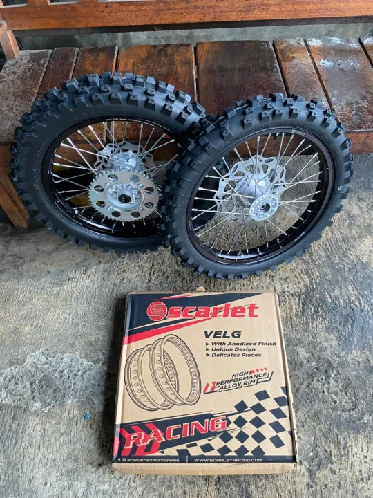Paket%20Roda%20RBT%20KLX%20Velg%20Scarlet%20%20Ukur%20160/185-17%20-%20Ban%20Primax%20Baru%20Plus%20Disc%20+Gear%20-%20Image%202