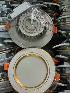 Đèn led âm trần 9w 3 chế độ