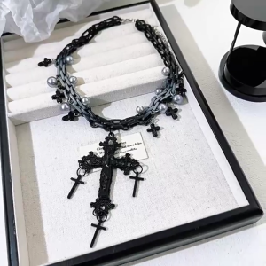 Fashionable Dark Crosses Necklace Portable Accessory for Women Embracing Gothic and Punk Styles With Comfortable Fit