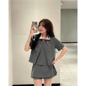 [Tặng Nơ] Set Áo Sơ Mi Cổ Cải Màu Kèm Quần Váy Phối Cổ Viền Kèm Dây Nơ Thome Kẻ Đỏ MS08