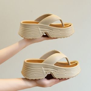 Heightened Non-slip Soft-bottomed Flip-flops Ladies Wear Outside in Summer and The Feeling of Stepping on Increases Thick-bottomed Sandals Sandals and Beach Internet Celebrities