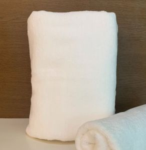 Fabricfactory ผ้าเช็ดตัว ผ้าขนหนู คอตตอน 100% ทอแน่น เกรดโรงแรม หนานุ่ม ไม่ระคายเคืองผิว มี 6 สี