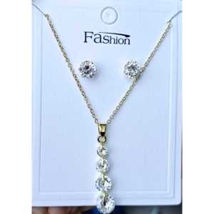 SUPERMARKET IMPORT EKSPOR Aksesoris Wanita Set Kalung Titanum Dengan Lapisan Emas Liontin Korean Style Kalung Wanita Dewasa Dan Anak Anak Anti Karat Dengan Desain Yang Elegant