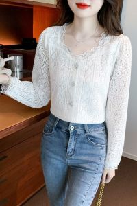 แฟชั่นเสื้อแขนยาวลูกไม้ผู้หญิงใหม่ลูกไม้คอวีแขนยาวย้อนยุคเสื้อกลวง