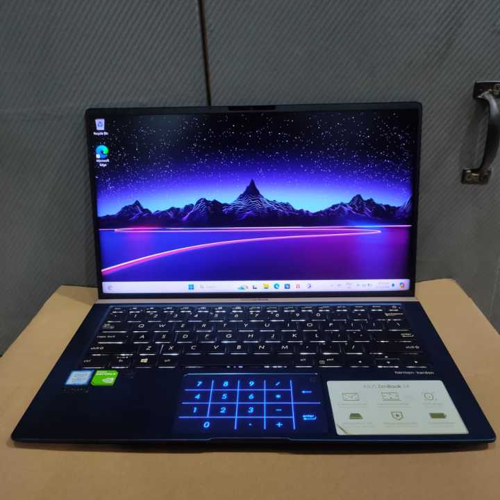 ASUS ZenBook 13 UX4333FN, Intel Core i7-8565U, Ram 16GB, SSD