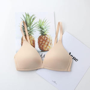 French Glossy Basic Style Comfortable Seamless Ultra-Thin No Steel Ring Big Breast Size Concealing Bra Triangle Cup Lightweight Underwear