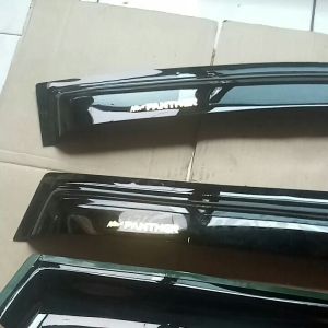Talang Air Mobil New Panther 2000: Aksesoris & Perawatan