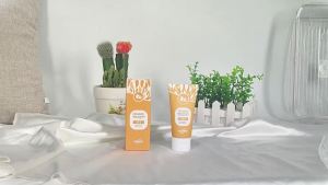 Orange Exfoliating Gel Scrub for Face and Body Peeling Gel Deep Clean Pores Remove Blackheads & Moisturize Skin for All Types Skin (1PC)