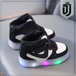 Sepatu Boots Lampu LED Anak usia 1 2 3 4 5 6 tahun / Sepatu Boots Anak Laki Laki Perempuan Motif Ceklis / Sepatu MENYALA Anak Balita Tali Perekat Cowok Cewek Trendy / Sepatu Baby Boots Perekat Pria Wanita Fashion Sporty / Sepatu Boots Running Anak Keren