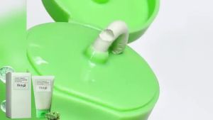 Hoygi  Pembersih Wajah Tomat Hijau   Air Pembersih Kulit yang Melembapkan dan Menghidrasi serta Pembersih Penyeimbang Minyak