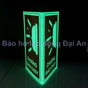 Hộp tam giác dạ quang chỉ dẫn vị trí chuông báo cháy (170 x 170 x 300mm)