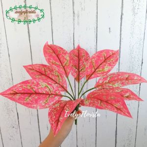 Daun Artificial Aglonema Chocyn X9 Semi Latex Tanaman Imitasi Dekorasi Aesthetic Ruang Tamu