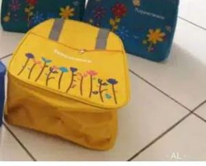.TAS Tupperware.tas bekal makan.