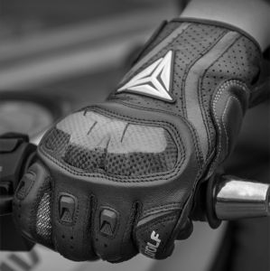 SltcrPasion Motorcycle Gloves For Men Fullfinger Motocross Bicycle Touch Screen Breathable Cycling Sheep Leather Motorbike Riding Carbon Fiber Protective Shell Motowolf