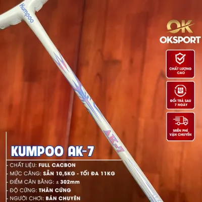 Vợt câu lông Kumpoo K520 Pro khung Carbon trợ lực căng sẵn 11kg căng max 127kg tặng kèm túi đựng quấn cán