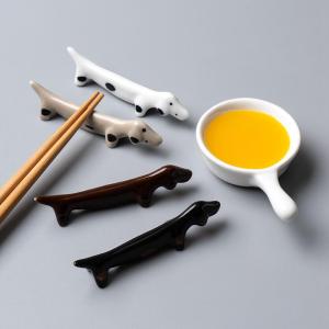 DAWEIF Kitchen Hotel Cute Ceramic Dachshund Puppy Shaped Tableware Rack Dinnerware Stand Chopstick Rest Chopsticks Holder