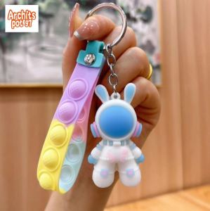 พวงกุญแจซิลิโคนยางนิ่ม ที่ห้อยกระเป๋า ตัวการ์ตูนอวกาศ สีสวย หวาน น่ารัก มี 4 แบบเลือกแบบได้