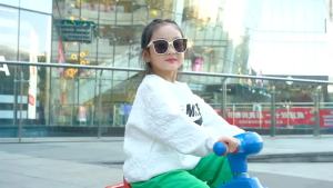 Childrens Tricycle Pedal 1-3-2-6 Year-Old Large Perambulator Baby and Infant 3 Wheel Trolley Bicycle