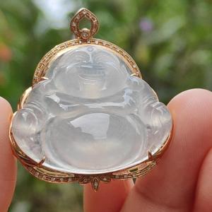 Icy Translucent Natural Type A Jadeite Jade crafted as Milo Buddha set on 18k gold with diamonds as Pendant Necklace certificate included weigh 9.62 grams 37.6 * 33.8 * 10.8 mm (18kp13)