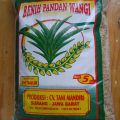 Benih Padi Pandan Wangi 5 kg Bersertifikat Label Ungu Varietas Sintanur. 
