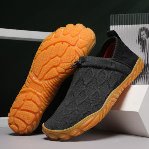 New mens breathable sneakers suitable for outdoor running workouts and providing warmth and sweat absorption ideal for autumn and winter walks