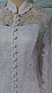 set kebaya brukat akad nikah putih kebaya brukat manten + longtorso dan slendang