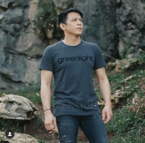 kaos greenlight / kaos pria dewasa greenlight / kaos distro greenlight / greenlight official store
