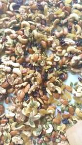 NGŨ CỐC NGUYÊN HẠT ĂN KIÊNG ĂN VẶT BÀ BẦU TRẺ EM TĂNG CÂN GIẢM CÂN GRANOLA ÚT THUÝ MIX HẠT MIX NUTS (500GR) GRALONA CAO CẤP 100% ( KHÔNG YẾN MẠCH) ngucocutthuy203