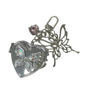 Fashionable Butterfly Heart Keychain Large Size Butterfly Heart Key Holder Unique Accessory Ideal For Bags And Keys