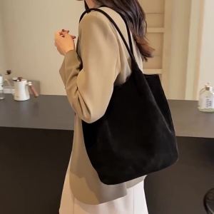 Retro Womens Suede Shoulder Bag New Solid Colors High Capacity Casual Tote Zippered Versatile Sewing Thread for Crafting2026