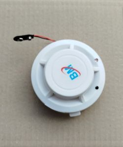 BÁO KHÓI BÁO CHÁY TỰ ĐỘNG KHONG DÂY LẮP ĐẶT SẴNG KHÔNG CẦN ĐẤU LỐI .HÀNG NGẬP KHẨU