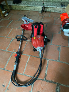 Máy Cắt Cỏ 4 Thì 1200W GX35 Đeo Lưng cần INOK mẫu mới