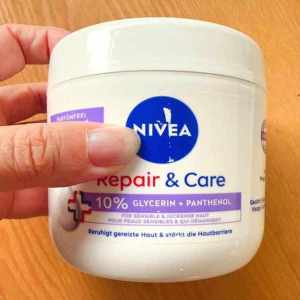 ✱New in stock Germany Nivea Nivea Body Lotion 400ML Large Capacity Repair Skin Lotion Hand Cream✥