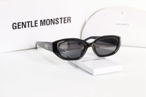 Kacamata / Sunglases Fashion Korea FISH TAIL Wanita Anti Uv Super Premium