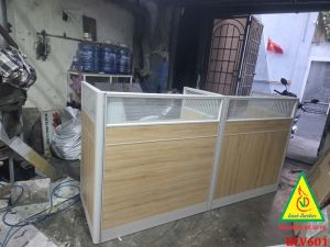 Bàn làm việc có vách ngăn hiện đại tối giãn không gian nâng cao năng suất BLV601 - Nội thất lắp ráp Viễn Đông