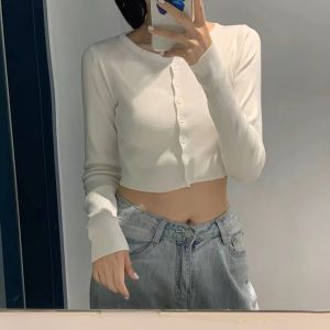 【READYSTOCK】Knit long sleeves top basic button up shirt cropped top plain tee 现货针织上衣 短款长袖开衫 韩系开衫 圆领针织上衣 修身上衣 显身材上衣 纯色开衫女