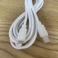 Cáp sạc tốc độ cao với USB-A để Loại-C để sạc nhanh. 